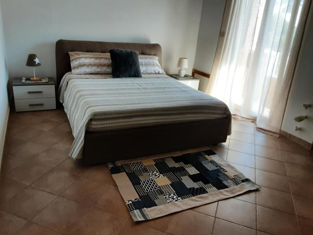 포르토 토레스 Tre Stelle B&B 외부 사진